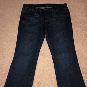 Joe’s Jeans - W32 - Twiggy Fit
